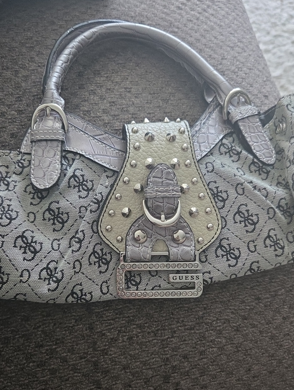 VINTAGE Y2K GUESS BAG
